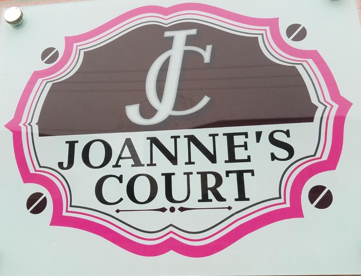 Отель Joanne'S Court Лагос Экстерьер фото